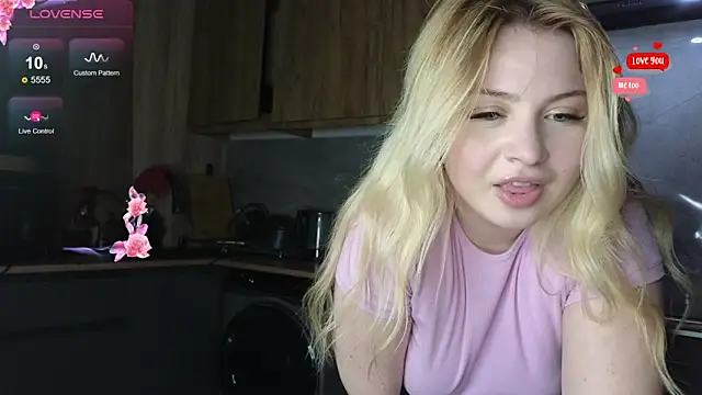 shy blondiee online show from 04/04/26, 09:10