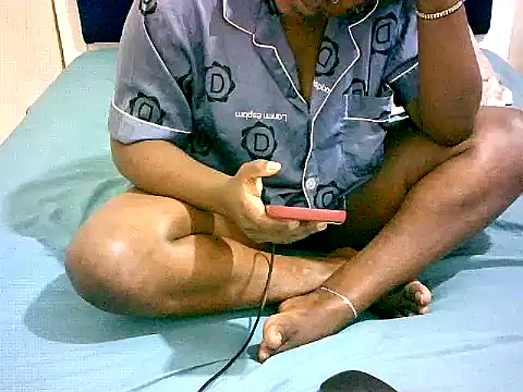 honeypotsweet online show from 04/11/26, 07:50