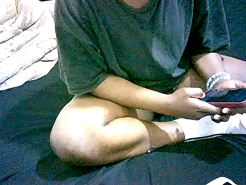 Snapshot of honeypotsweet chatting on 07/11/26, 09:31 honeypotsweet online show from 07/11/26, 09:31