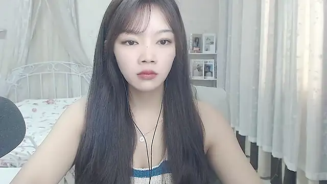 Jenny-Z online show from 09/24/25, 01:57