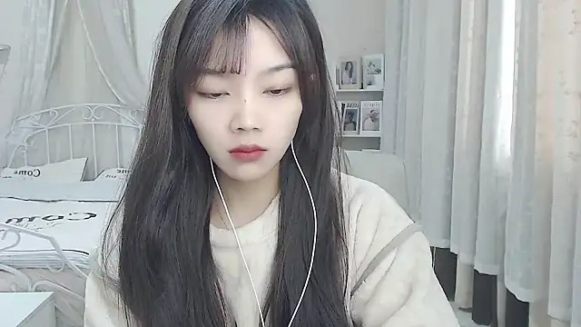 Jenny-Z online show from 12/16/25, 02:27