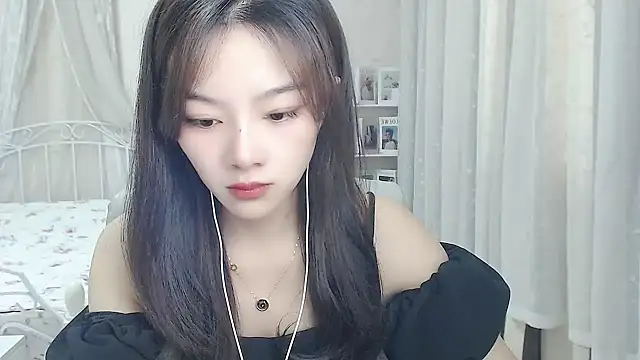 Jenny-Z online show from 05/18/26, 01:50