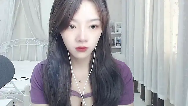 Snapshot of Jenny-Z chatting on 07/05/26, 01:32 Jenny-Z online show from 07/05/26, 01:32