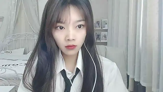 Jenny-Z online show from 12/18/25, 02:27