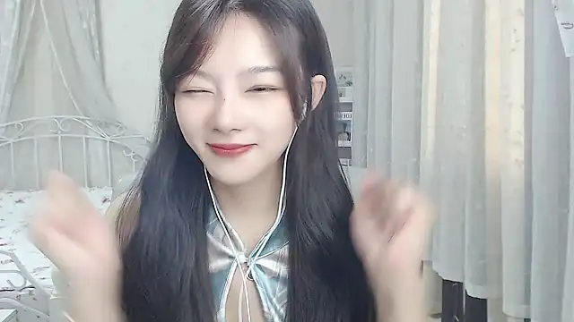 Jenny-Z online show from 05/28/26, 01:46