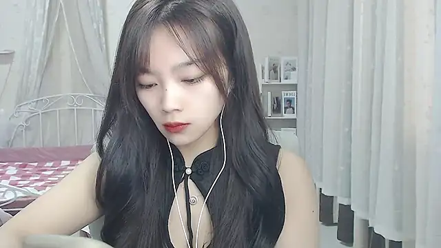 Jenny-Z online show from 02/06/26, 01:56