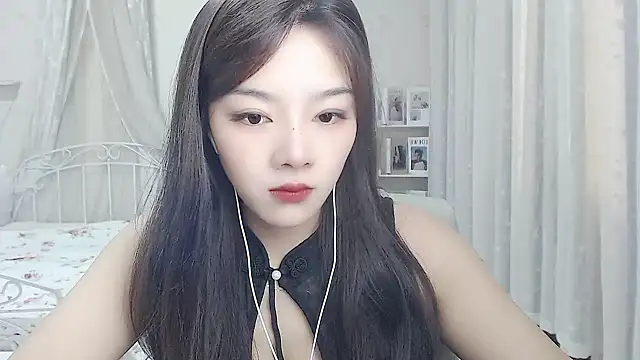 Snapshot of Jenny-Z chatting on 06/23/26, 01:36 Jenny-Z online show from 06/23/26, 01:36