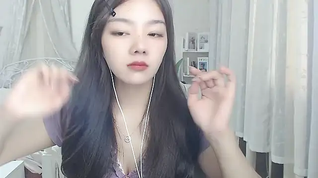 Jenny-Z online show from 04/12/26, 02:04