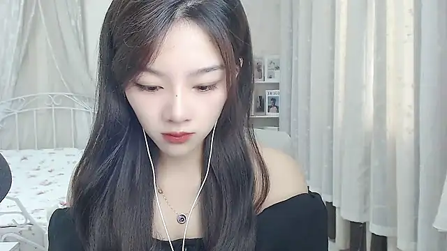 Jenny-Z online show from 05/20/26, 01:57