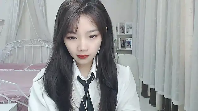 Jenny-Z online show from 02/07/26, 01:57