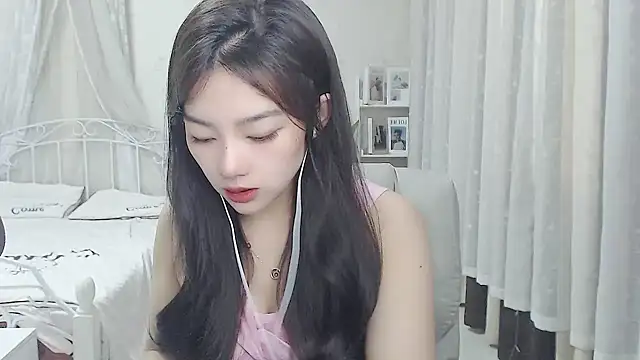 Jenny-Z online show from 04/22/26, 01:34