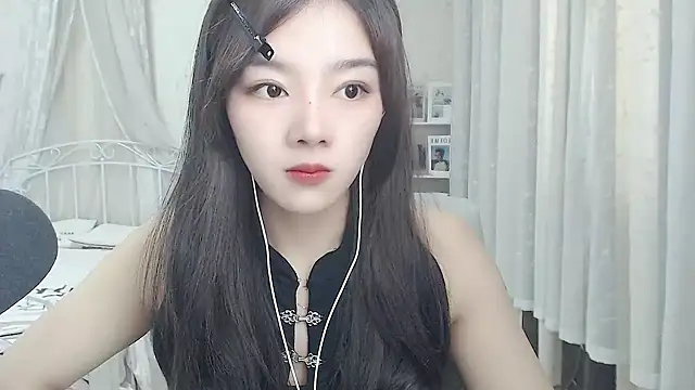 Jenny-Z online show from 05/06/26, 01:53