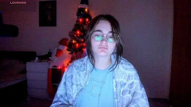 AnnaRoading online show from 12/30/24, 07:42