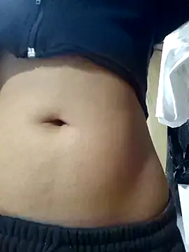 Snapshot of mari_mar69 chatting on 02/21/26, 01:18 mari mar69 online show from 02/21/26, 01:18