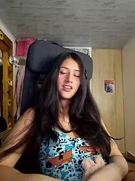 Snapshot of mari_mar69 chatting on 07/17/26, 09:50 mari mar69 online show from 07/17/26, 09:50
