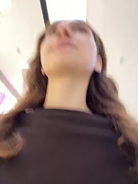 QuitieLia online show from 01/07/26, 08:19