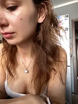 QuitieLia online show from 03/19/26, 07:19