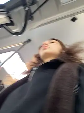 QuitieLia online show from 03/22/26, 07:21