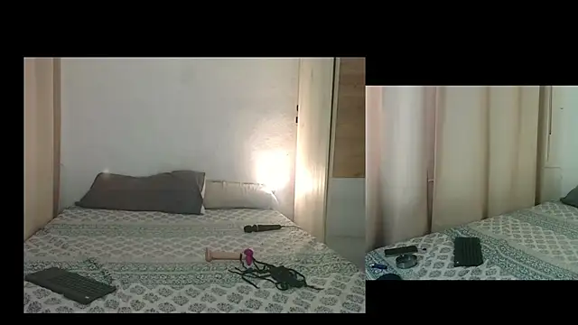 Snapshot of valentinaxcam chatting on 10/30/25, 10:02 valentinaxcam online show from 10/30/25, 10:02