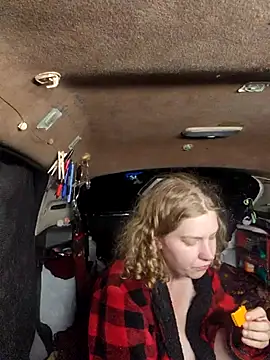 shadow199393 online show from 12/04/25, 01:15