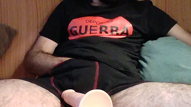 Snapshot of elpanamiguel25 chatting on 01/28/25, 12:22 elpanamiguel25 online show from 01/28/25, 12:22