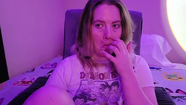 InternetFairy XO online show from 12/04/25, 04:44