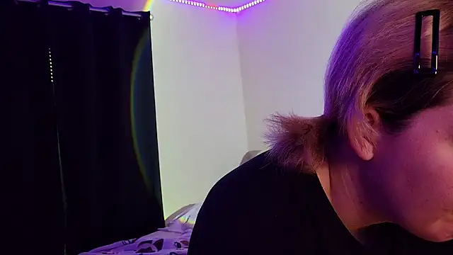 InternetFairy XO online show from 12/16/24, 08:48