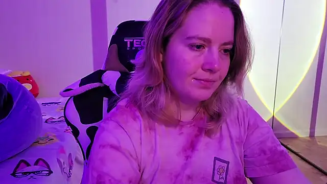 InternetFairy XO online show from 10/20/25, 03:41