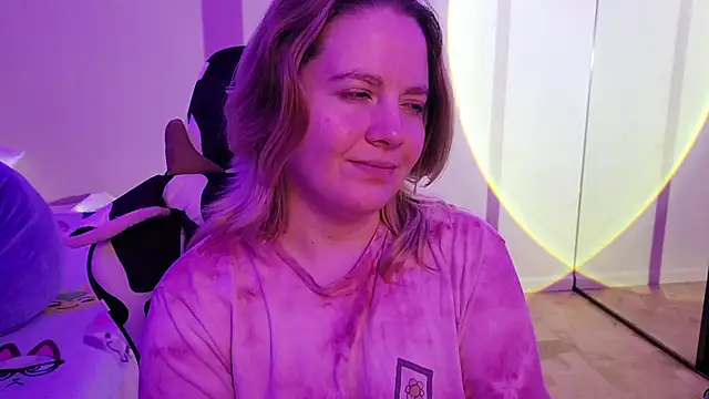 InternetFairy XO online show from 10/12/25, 01:40