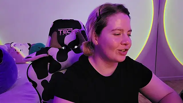 InternetFairy XO online show from 12/15/24, 09:31