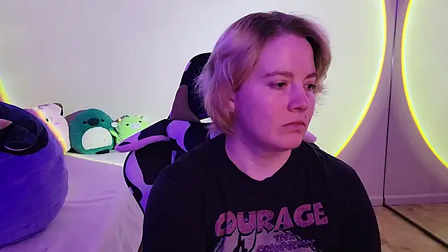 InternetFairy XO online show from 12/17/24, 04:32