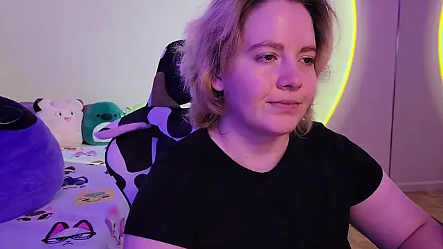 InternetFairy XO online show from 01/20/25, 01:11