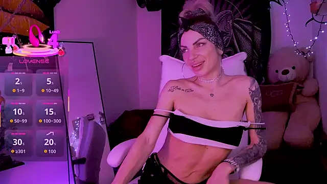 LusciousAlice online show from 04/07/26, 12:34