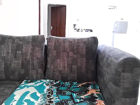 petiteebony 81 online show from 04/14/26, 03:33