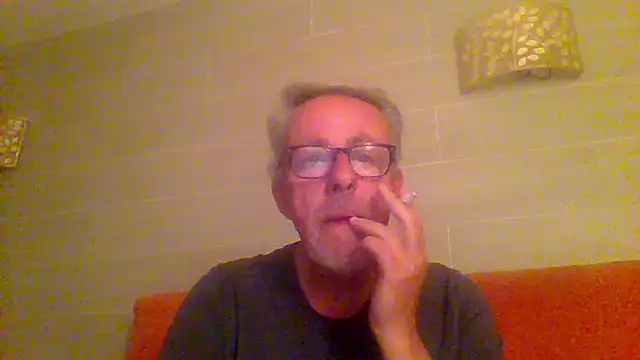 tuggy59 online show from 04/15/26, 05:24