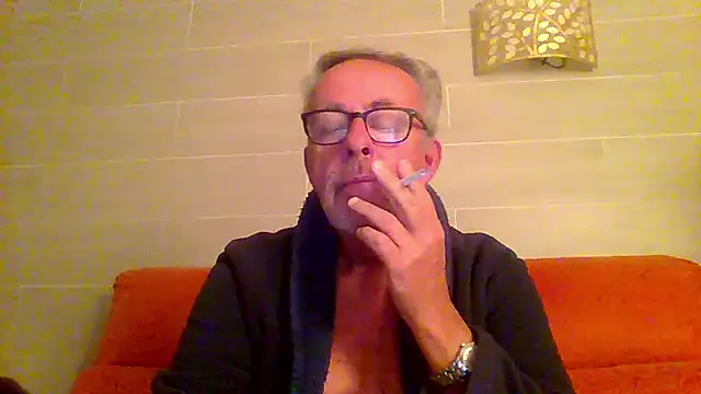 tuggy59 online show from 12/14/25, 04:29