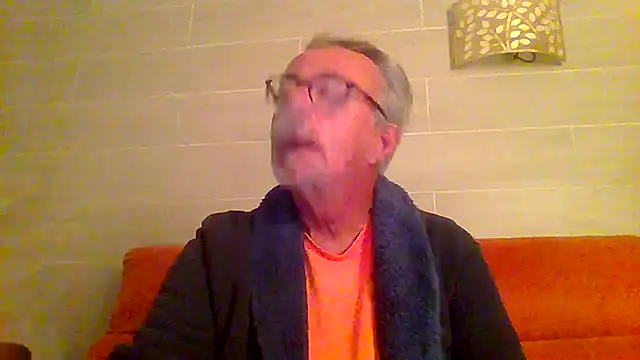 tuggy59 online show from 12/02/25, 05:20