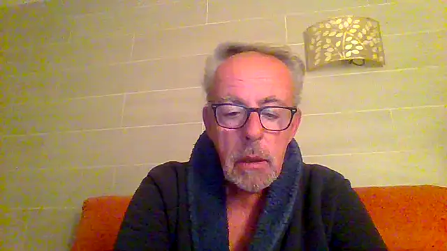 tuggy59 online show from 12/16/25, 06:17