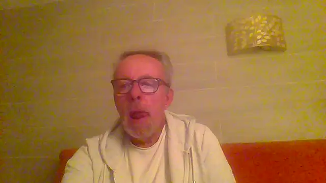 tuggy59 online show from 03/25/26, 04:56