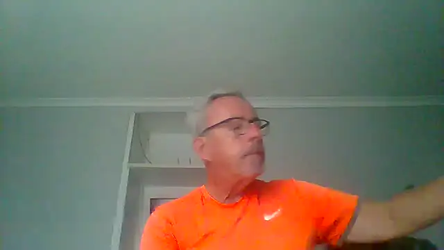 tuggy59 online show from 09/16/25, 05:41