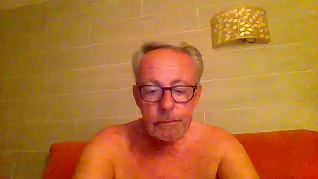 tuggy59 online show from 06/03/26, 03:51