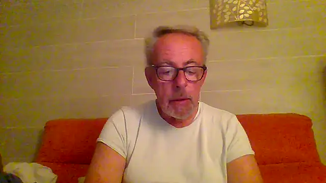 tuggy59 online show from 12/19/25, 05:54