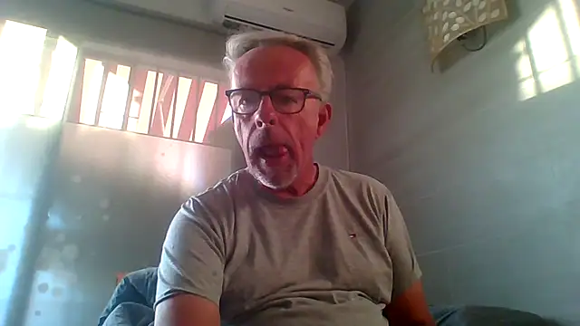 tuggy59 online show from 11/11/25, 07:25