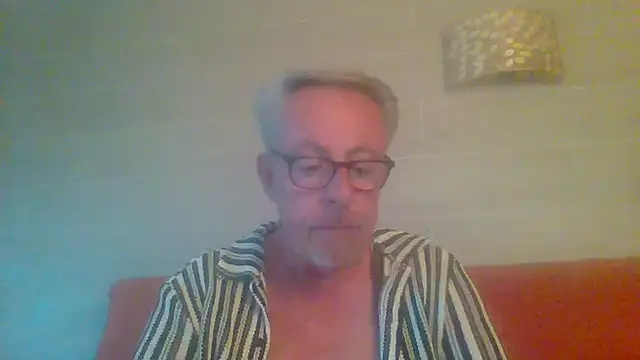 tuggy59 online show from 05/16/26, 05:17