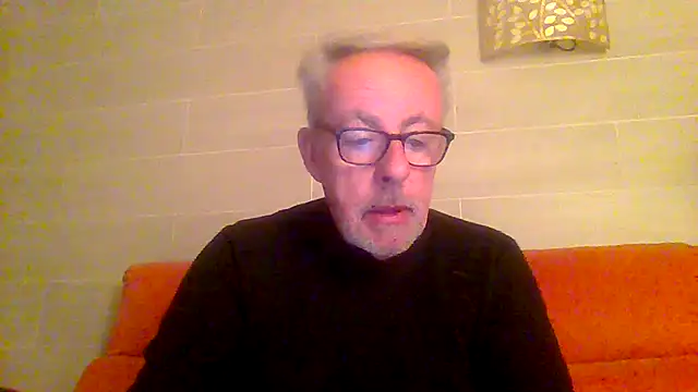 tuggy59 online show from 02/01/26, 05:49