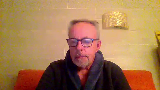 tuggy59 online show from 01/10/26, 05:58