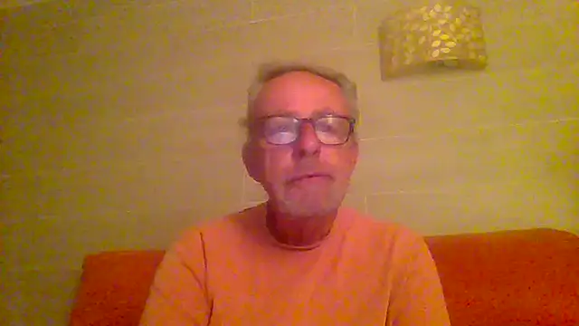 tuggy59 online show from 04/08/26, 04:03