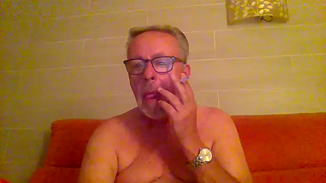tuggy59 online show from 06/06/26, 04:07