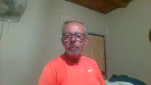 tuggy59 online show from 10/13/25, 05:47