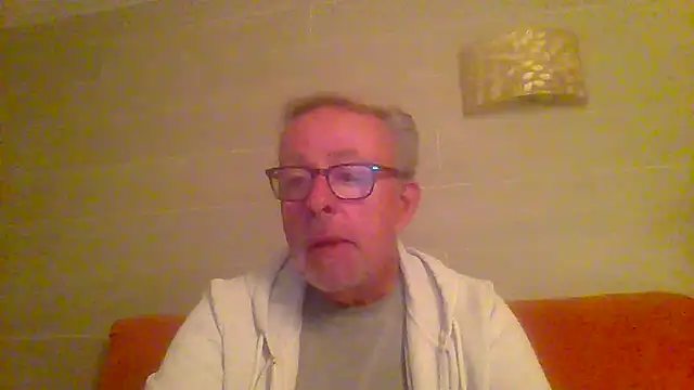 tuggy59 online show from 04/14/26, 04:06